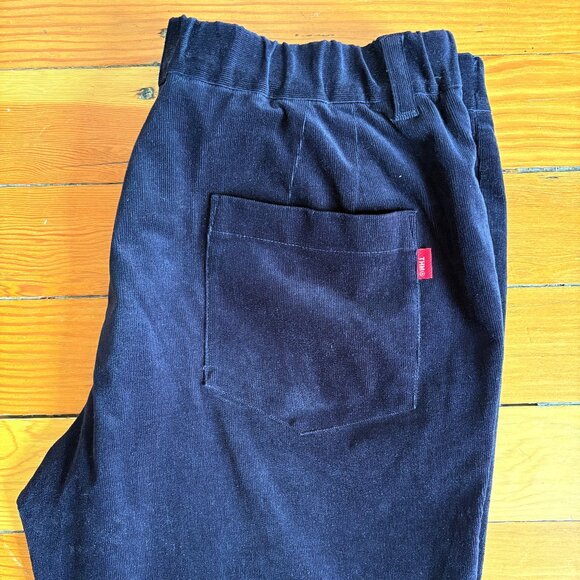 The Hardman Straight Leg Black Thin-walled Corduroy Pants (Japanese) - Picture 7 of 9